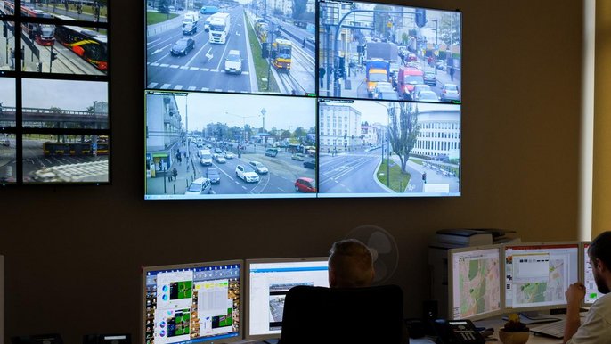 System monitoringu miejskiego na łódzkich ulicach działa od marca 2015 roku i cały czas jest rozbudowywany System monitoringu miejskiego na łódzkich ulicach działa od marca 2015 roku i cały czas jest rozbudowywany - fot. z arch. UMŁ
