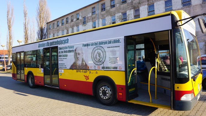Na ulice Łodzi wyrusza autobus dla bezdomnych i potrzebujących Na ulice Łodzi wyrusza autobus dla bezdomnych i potrzebujących - fot. Katarzyna Grzelak / UMŁ