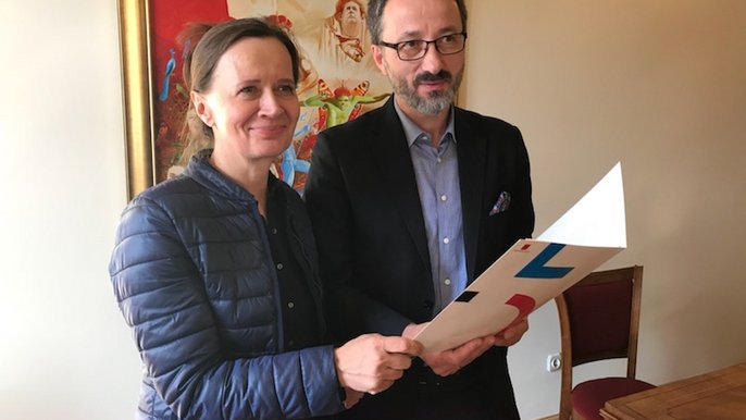 Gratulacje dla p. Ewy Pilawskiej, dyr. Teatru Powszechnego w Łodzi za tytuł "Łodzianin Roku". Gratulacje dla p. Ewy Pilawskiej, dyr. Teatru Powszechnego w Łodzi za tytuł "Łodzianin Roku".