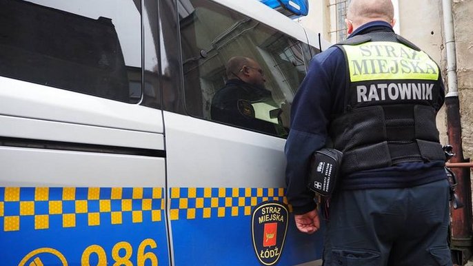 Zgłoszenia na linię alarmową 986 Zgłoszenia na linię alarmową 986