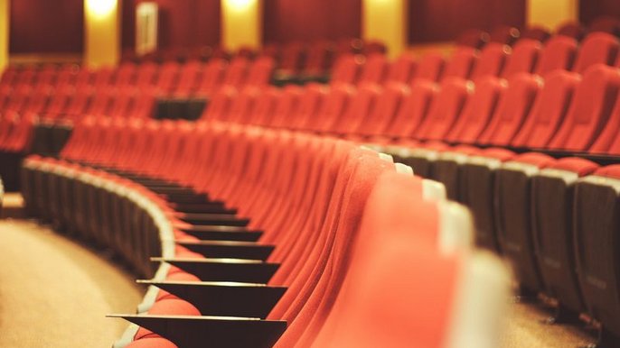 W niektórych miejskich placówkach kultury można jeszcze kupić bilety na sylwestrowe spektakle  W niektórych miejskich placówkach kultury można jeszcze kupić bilety na sylwestrowe spektakle - fot. CC0 license