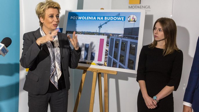Do końca 2017 roku liczba pozwoleń na budowę wydanych w Łodzi powinna przekroczyć rekordową liczbę 2800. Do końca 2017 roku liczba pozwoleń na budowę wydanych w Łodzi powinna przekroczyć rekordową liczbę 2800. - Stefan Brajter / UMŁ