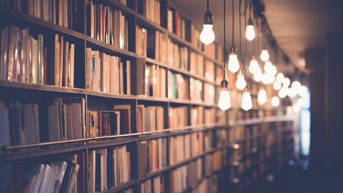Posiadacze karty bibliotecznej będą także na bieżąco informowani o nowych pozycjach książkowych Posiadacze karty bibliotecznej będą także na bieżąco informowani o nowych pozycjach książkowych - fot. CC0 license