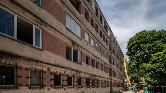 Przy ul. Łęczyckiej trwa budowa nowych mieszkań komunalnych Przy ul. Łęczyckiej trwa budowa nowych mieszkań komunalnych - fot. Stefan Brajter / UMŁ