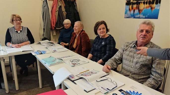 Wolne miejsca na kursach języków obcych dla seniorów Wolne miejsca na kursach języków obcych dla seniorów - mat. UMŁ