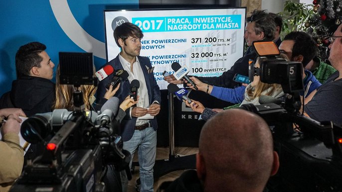 Adam Pustelnik poinformował, że w Łodzi odnotowaliśmy m.in. sukcesywny wzrost inwestycji mieszkaniowych Adam Pustelnik poinformował, że w Łodzi odnotowaliśmy m.in. sukcesywny wzrost inwestycji mieszkaniowych - fot. Grzegorz Sikora / UMŁ