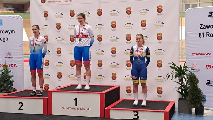  - Weronika Skrzyńska i Katarzyna Bułeczka na podium
