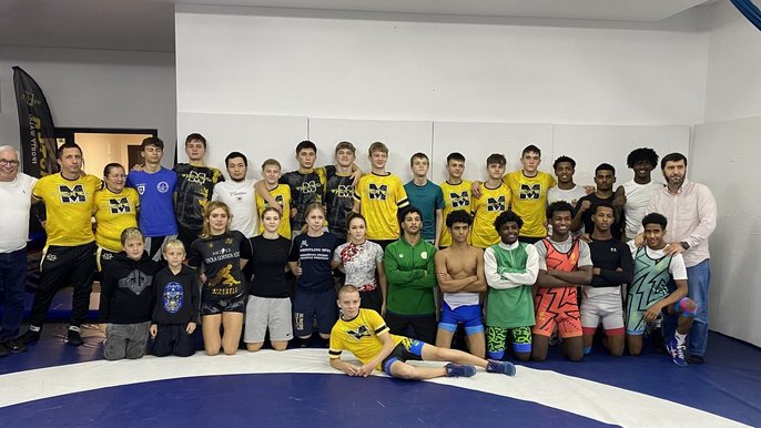  - Grupowe zdjęcie wszystkich uczestników