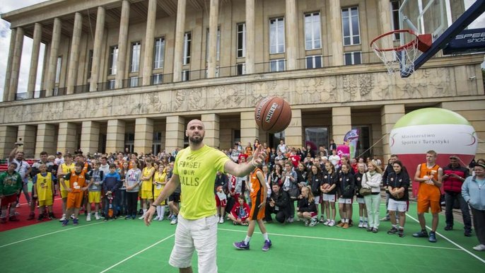 Cykl koszykarskich spotkań Marcin Gortat Camp rozpoczął się w roku 2008 - fot. z arch. UMŁ