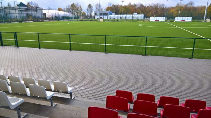 Dobiega końca budowa kompleksu sportowego przy ul. Minerskiej Dobiega końca budowa kompleksu sportowego przy ul. Minerskiej - Fot. Wojciech Markiewicz / UMŁ