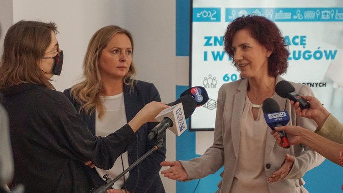 Joanna Skrzydlewska, wiceprezydent miasta Łodzi i Mariola Melon, prezes Fundacji Kamelot Joanna Skrzydlewska, wiceprezydent miasta Łodzi i Mariola Melon, prezes Fundacji Kamelot - fot. UMŁ