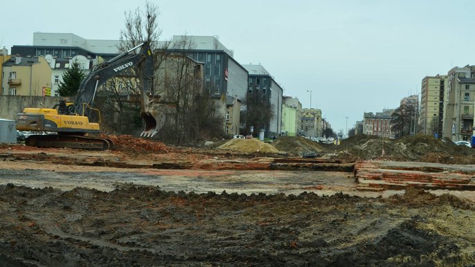 Fundamenty dawnych zabudowań - fot. ZIM