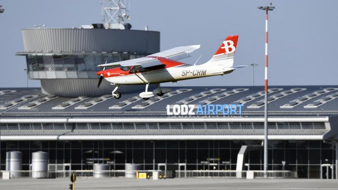 Stary terminal na łódzkim lotnisku zyskał nowe życie Stary terminal na łódzkim lotnisku zyskał nowe życie