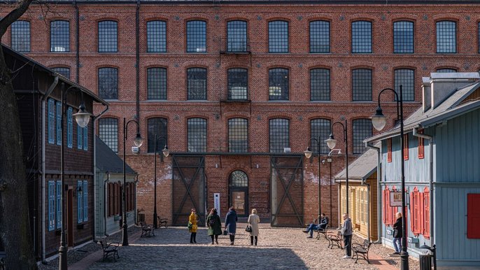 Od ulicy drewnianych domów tkaczy, po wielkie murowane posiadła fabryczne - Łódzki Park Kultury Miejskiej w Centralnym Muzeum Włókiennictwa w Łodzi (fot. Patryk Wacławiak) 