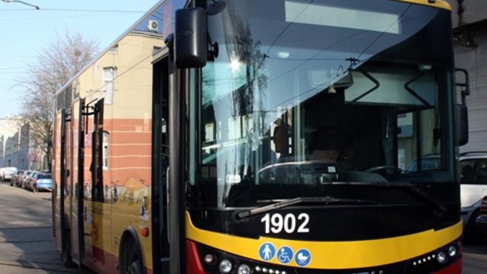 Kolejne 18 nowych autobusów dla Łodzi - fot. Radosław Jóźwiak / mat. UML