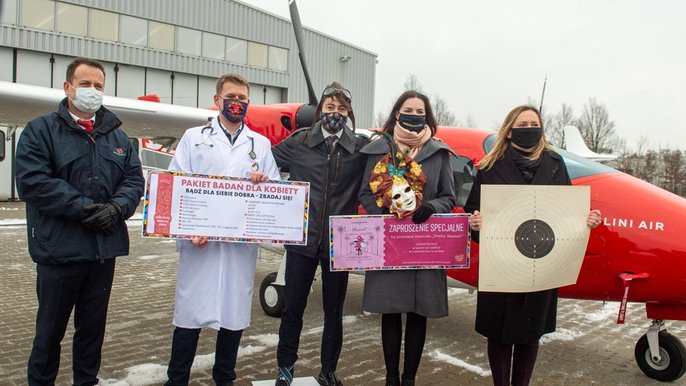 Konferencja prasowa pod siedzibą Bartolini Air Konferencja prasowa pod siedzibą Bartolini Air