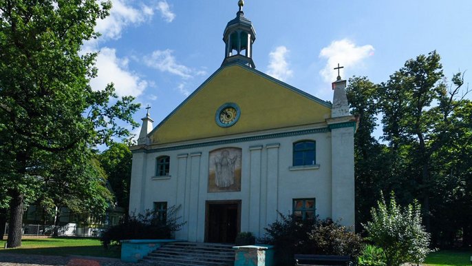 Drewniany, zabytkowy kościół z Nowosolnej stoi od 2006 roku na terenie Skansenu Łódzkiej Architektury Drewnianej na terenie Centralnego Muzeum Włókiennictwa w Łodzi Drewniany, zabytkowy kościół z Nowosolnej stoi od 2006 roku na terenie Skansenu Łódzkiej Architektury Drewnianej na terenie Centralnego Muzeum Włókiennictwa w Łodzi - fot. Paweł Łacheta / UMŁ