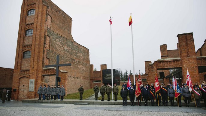 Uroczystość przy Pomniku Martyrologii, ul. Zgierska 147 - fot. z arch. UMŁ