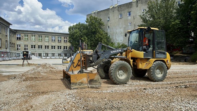 Dzięki Budżetowi Obywatelskiemu nowe boisko powstaje m.in. przy SP nr 45, ul. Bojowników Getta Warszawskiego 3 Dzięki Budżetowi Obywatelskiemu nowe boisko powstaje m.in. przy SP nr 45, ul. Bojowników Getta Warszawskiego 3 - fot. Radosław Jóźwiak