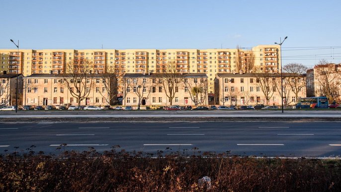 Dawny Plac Zwycięstwa, od 1 stycznia 2018 r. Plac Lecha Kaczyńskiego Dawny Plac Zwycięstwa, od 1 stycznia 2018 r. Plac Lecha Kaczyńskiego