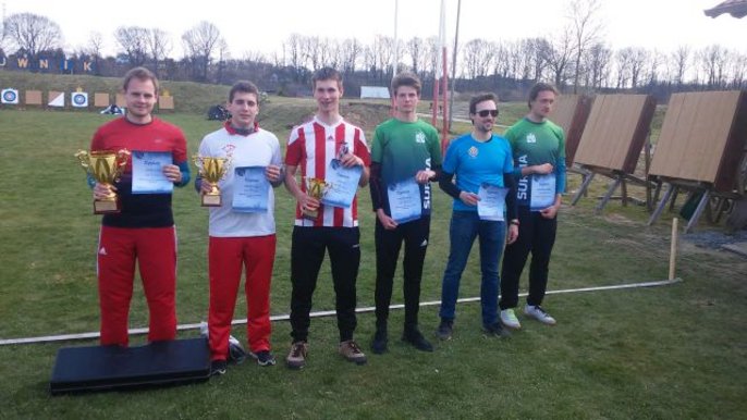 Marek Szafran (pierwszy z lewej) i Michał Basiuras (drugi z lewej). 