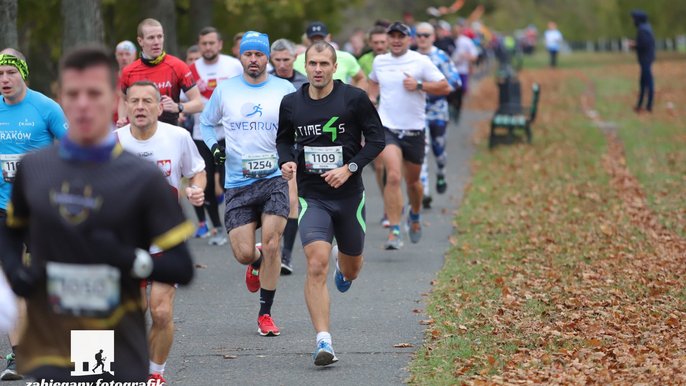 8 grudnia odbędzie się trzeci z sześciu biegów CITY TRAIL - fot. Konrad Ciężki / Zabiegany Fotografik